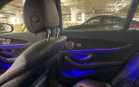 Mercedes-Benz E-Класс, 2016 год, 3 200 000 рублей, 28 фотография