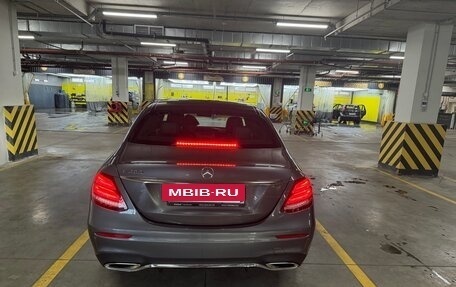 Mercedes-Benz E-Класс, 2016 год, 3 200 000 рублей, 32 фотография