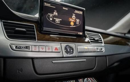 Audi A8, 2016 год, 4 200 000 рублей, 9 фотография