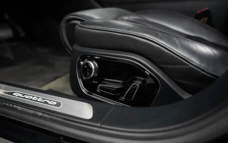 Audi A8, 2016 год, 4 200 000 рублей, 16 фотография