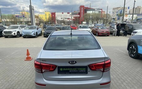 KIA Rio III рестайлинг, 2016 год, 977 000 рублей, 7 фотография
