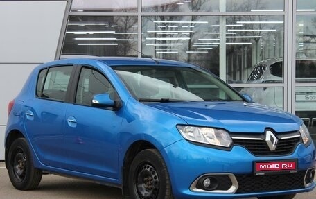 Renault Sandero II рестайлинг, 2016 год, 860 000 рублей, 1 фотография