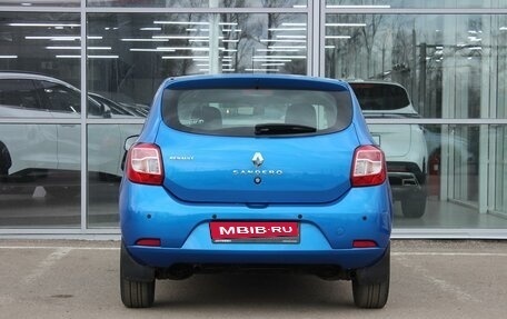 Renault Sandero II рестайлинг, 2016 год, 860 000 рублей, 4 фотография