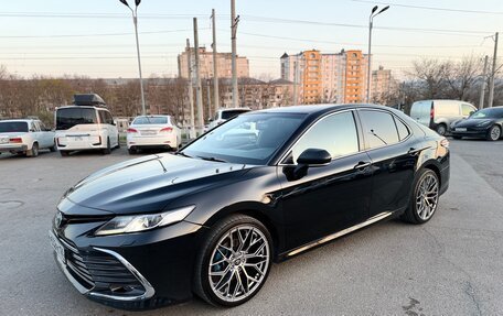 Toyota Camry, 2018 год, 2 700 000 рублей, 3 фотография
