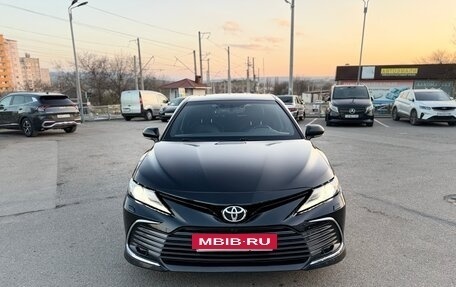 Toyota Camry, 2018 год, 2 700 000 рублей, 8 фотография