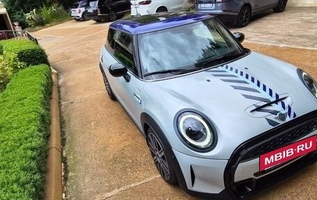 MINI Hatch, 2022 год, 2 фотография