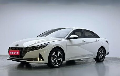 Hyundai Elantra, 2021 год, 1 351 000 рублей, 1 фотография
