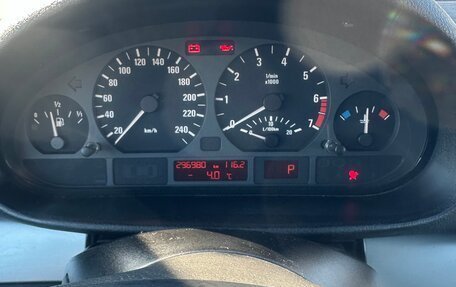 BMW 3 серия, 2000 год, 850 000 рублей, 19 фотография