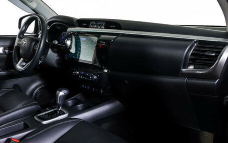 Toyota Hilux VIII, 2015 год, 3 590 000 рублей, 10 фотография