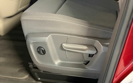 Volkswagen Multivan, 2022 год, 4 500 000 рублей, 15 фотография