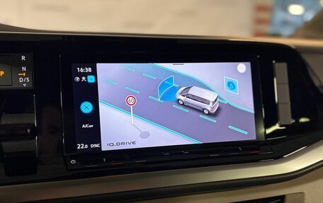 Volkswagen Multivan, 2022 год, 4 500 000 рублей, 23 фотография