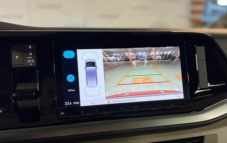 Volkswagen Multivan, 2022 год, 4 500 000 рублей, 25 фотография