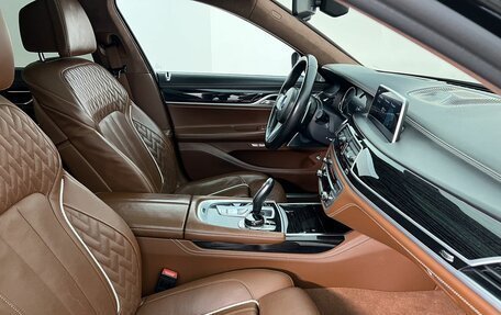 BMW 7 серия, 2018 год, 4 750 000 рублей, 12 фотография