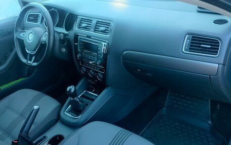 Volkswagen Jetta VI, 2016 год, 1 100 000 рублей, 5 фотография