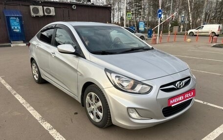 Hyundai Solaris II рестайлинг, 2012 год, 849 999 рублей, 15 фотография