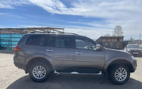 Mitsubishi Pajero Sport II рестайлинг, 2011 год, 3 100 000 рублей, 3 фотография