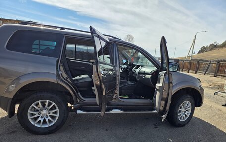 Mitsubishi Pajero Sport II рестайлинг, 2011 год, 3 100 000 рублей, 7 фотография