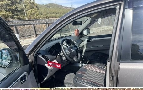 Mitsubishi Pajero Sport II рестайлинг, 2011 год, 3 100 000 рублей, 6 фотография