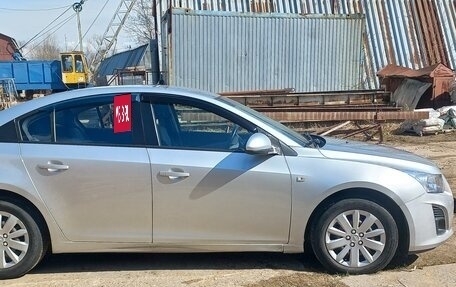 Chevrolet Cruze II, 2013 год, 950 000 рублей, 3 фотография