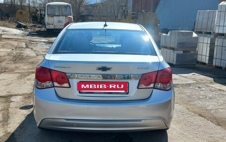 Chevrolet Cruze II, 2013 год, 950 000 рублей, 4 фотография