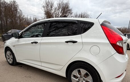 Hyundai Solaris II рестайлинг, 2015 год, 1 000 012 рублей, 4 фотография