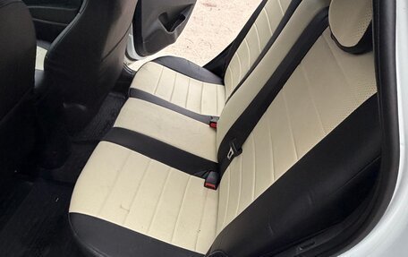 Hyundai Solaris II рестайлинг, 2015 год, 1 000 012 рублей, 12 фотография