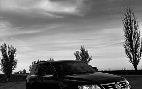 Volkswagen Touareg III, 2008 год, 1 250 000 рублей, 1 фотография