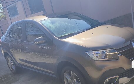 Renault Logan II, 2019 год, 1 050 000 рублей, 7 фотография