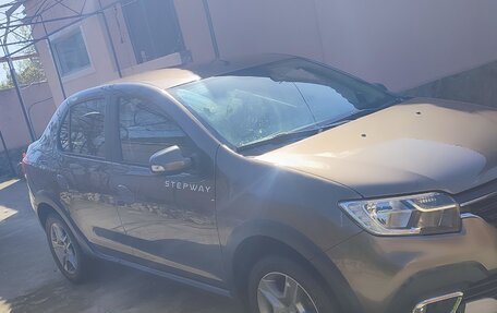 Renault Logan II, 2019 год, 1 050 000 рублей, 8 фотография