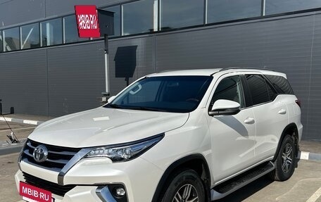 Toyota Fortuner II, 2017 год, 3 650 000 рублей, 3 фотография