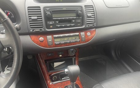 Toyota Camry V40, 2005 год, 1 000 000 рублей, 17 фотография