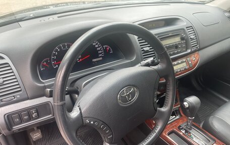 Toyota Camry V40, 2005 год, 1 000 000 рублей, 14 фотография