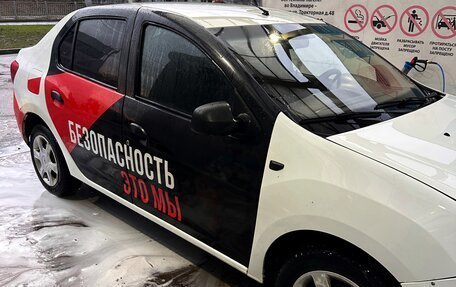 Renault Logan II, 2015 год, 375 000 рублей, 5 фотография