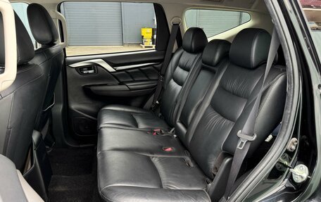 Mitsubishi Pajero Sport III рестайлинг, 2017 год, 2 549 000 рублей, 9 фотография