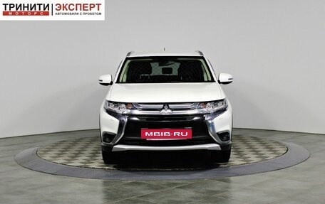 Mitsubishi Outlander III рестайлинг 3, 2016 год, 1 997 000 рублей, 2 фотография