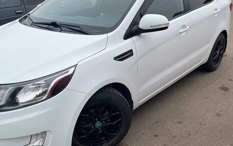 KIA Rio III рестайлинг, 2014 год, 890 000 рублей, 2 фотография