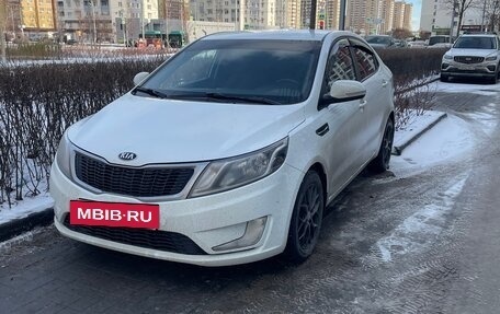KIA Rio III рестайлинг, 2014 год, 890 000 рублей, 7 фотография