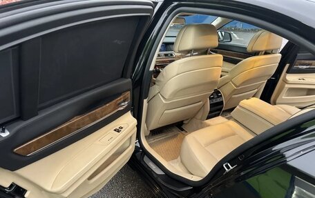 BMW 7 серия, 2009 год, 1 690 000 рублей, 12 фотография