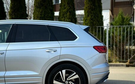 Volkswagen Touareg III, 2018 год, 6 250 000 рублей, 5 фотография