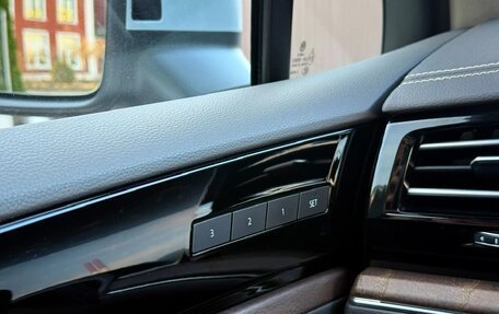 Volkswagen Touareg III, 2018 год, 6 250 000 рублей, 31 фотография