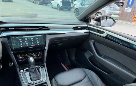 Volkswagen Passat CC, 2024 год, 4 500 000 рублей, 9 фотография