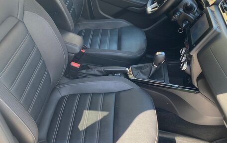 Renault Duster, 2021 год, 1 900 000 рублей, 13 фотография