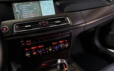 BMW 7 серия, 2012 год, 1 500 000 рублей, 12 фотография