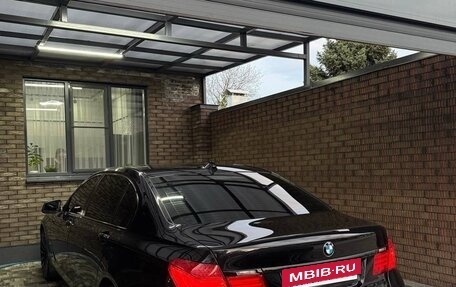 BMW 7 серия, 2012 год, 1 500 000 рублей, 3 фотография