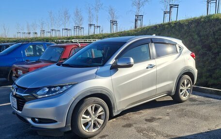 Honda Vezel, 2015 год, 1 770 000 рублей, 10 фотография