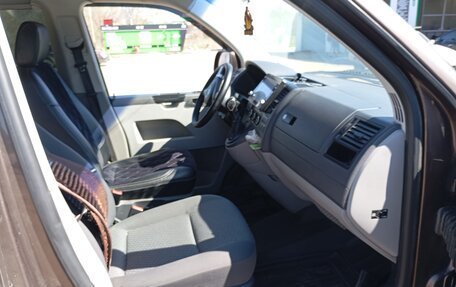 Volkswagen Caravelle T5, 2014 год, 1 600 000 рублей, 6 фотография