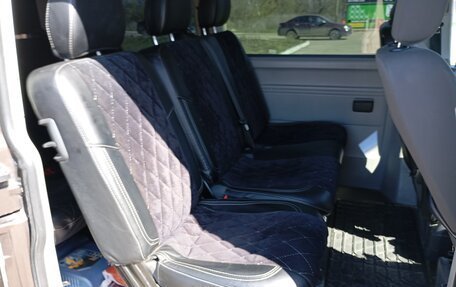 Volkswagen Caravelle T5, 2014 год, 1 600 000 рублей, 7 фотография