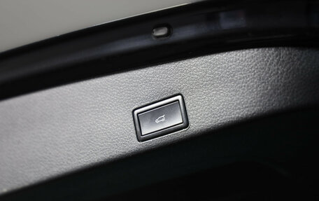 Volkswagen Touareg III, 2015 год, 2 899 000 рублей, 31 фотография