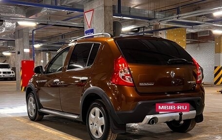 Renault Sandero I, 2013 год, 695 000 рублей, 2 фотография