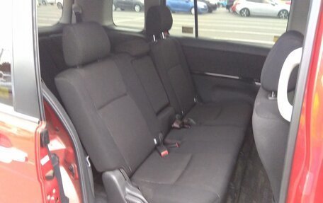 Toyota ISis I, 2011 год, 1 399 999 рублей, 4 фотография